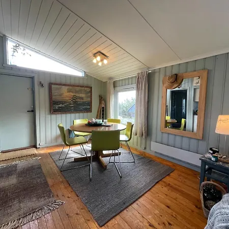 Casa de Férias Donavall, Summer House, Close To & Coastal Path