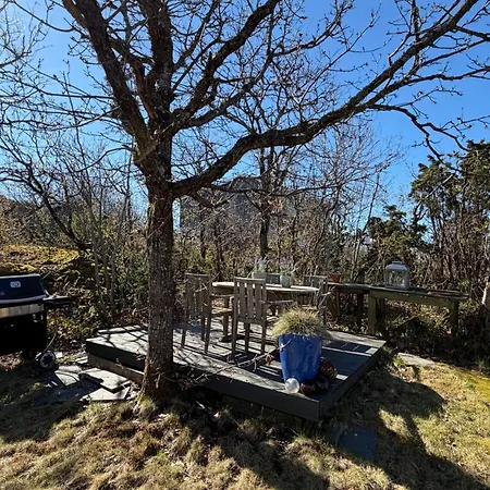 Donavall, Summer House, Close To & Coastal Path *