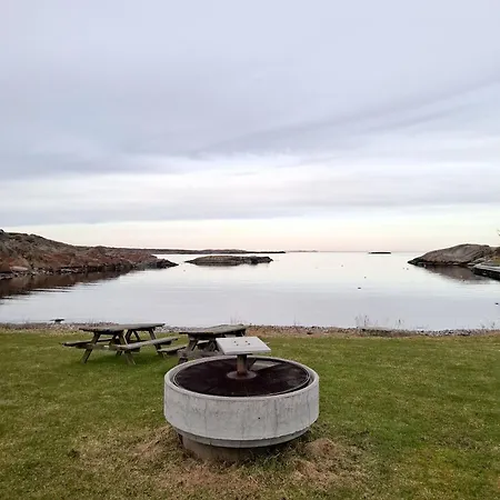 Casa de Férias Donavall, Summer House, Close To & Coastal Path Larvik