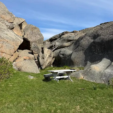 Casa de Férias Donavall, Summer House, Close To & Coastal Path
